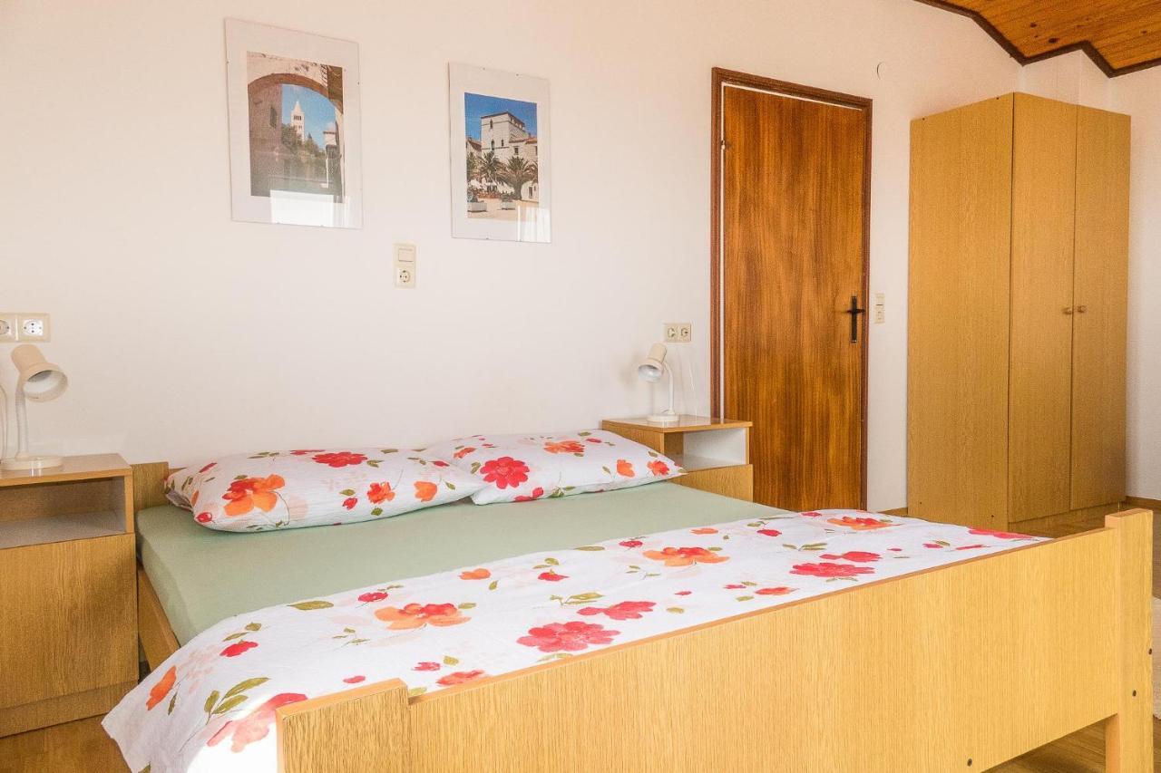 Apartments Pahljina Palit 外观 照片