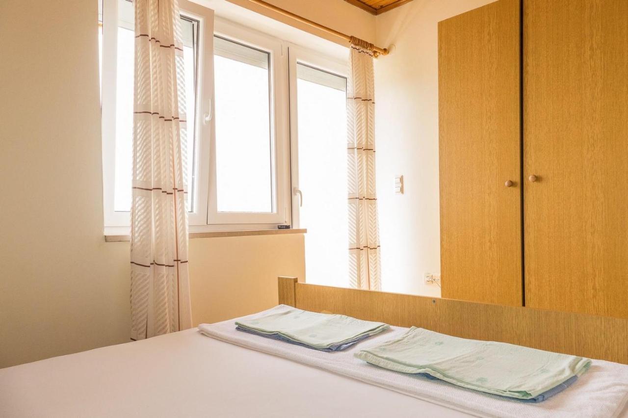 Apartments Pahljina Palit 外观 照片